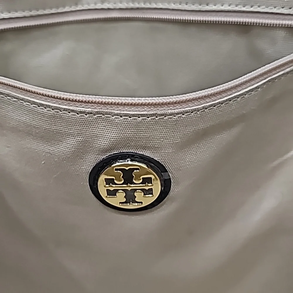 Tory Burch Big Nylon Black Handbag with patent leather triming and logo